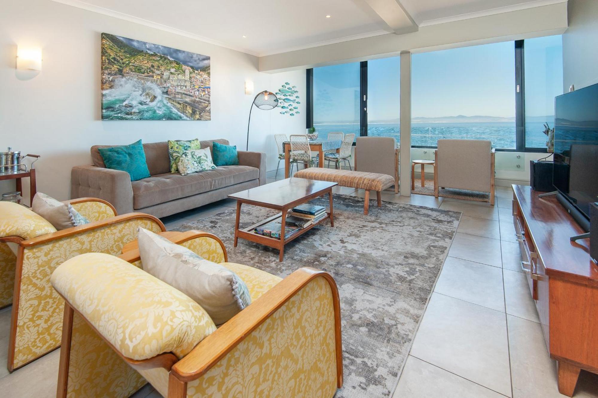 Walker Bay Luxury Seafront Apartment เฮอร์มานุส ภายนอก รูปภาพ