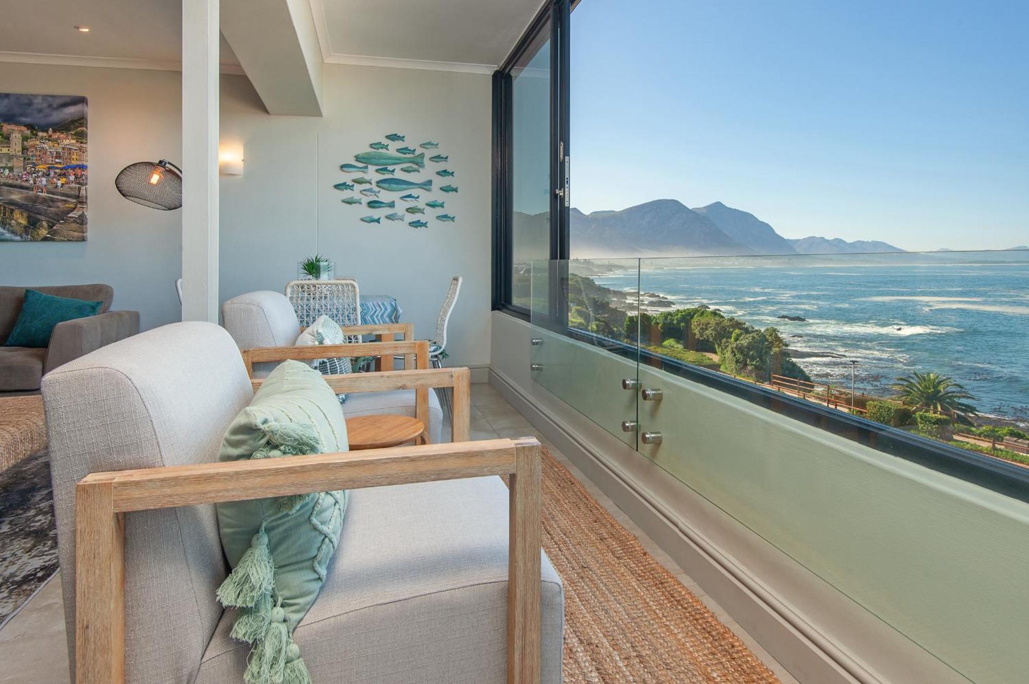 Walker Bay Luxury Seafront Apartment เฮอร์มานุส ภายนอก รูปภาพ